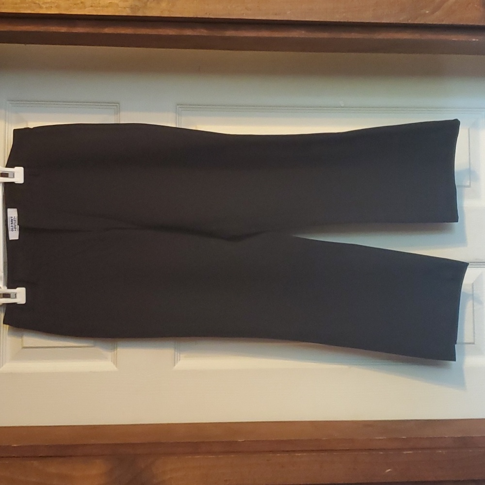 Old Navy Outlet Black Capris